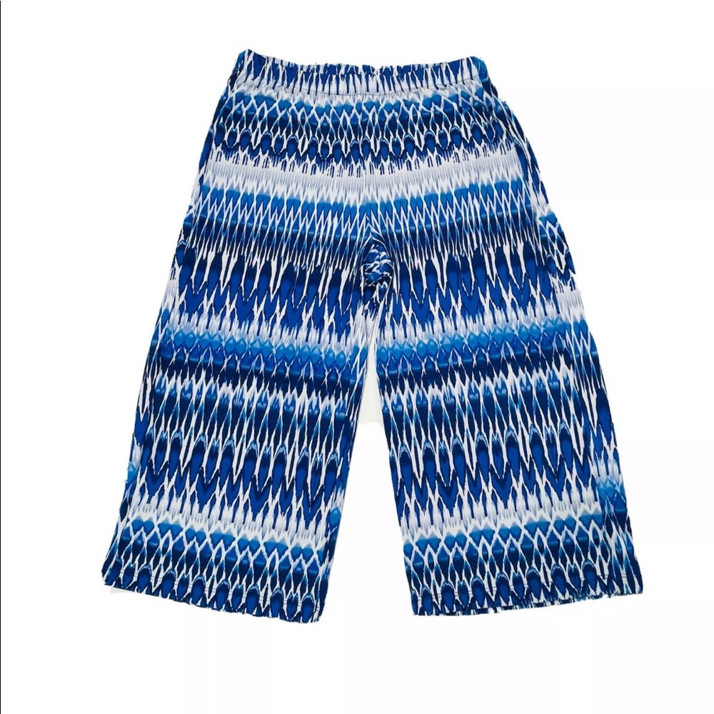 Chico's Women's Blue  Wide leg Printed Capri sz 1 Medium